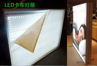 有些客戶對四川麻豆精产国品一二三区别软件廣告廣告噴繪價格不太了解