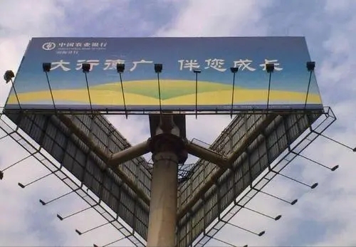 四川廣告麻豆午夜福利视频淺談滾動燈箱投放廣告優勢